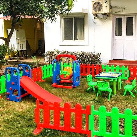 Q Lite Calangute Hotel Exterior photo